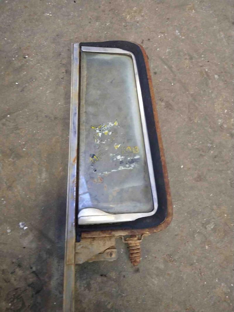 1955 Ford Pass Front Vent Glass/Window