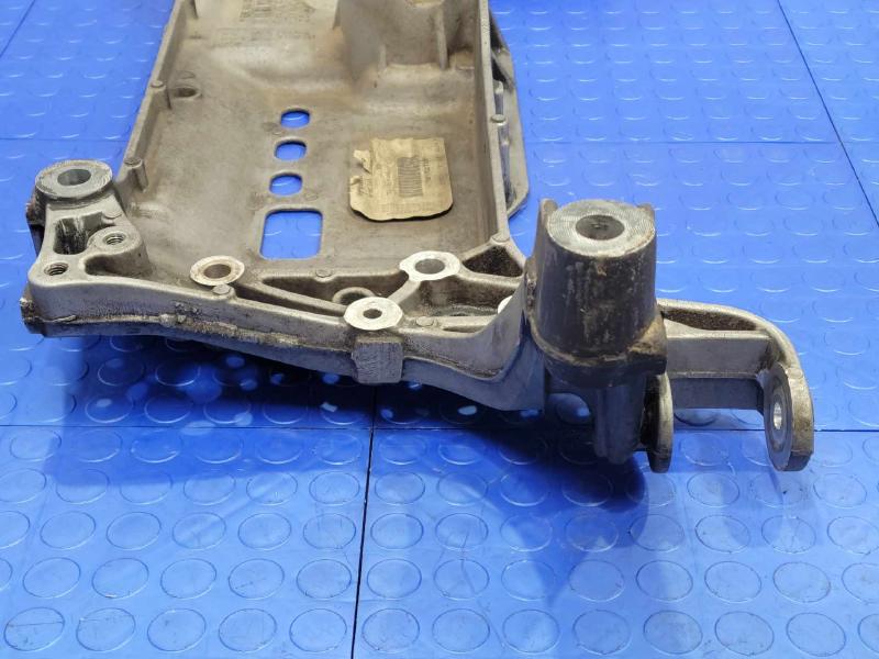 2009 Volkswagen Tiguan Crossmember/Cradle/Undercarria