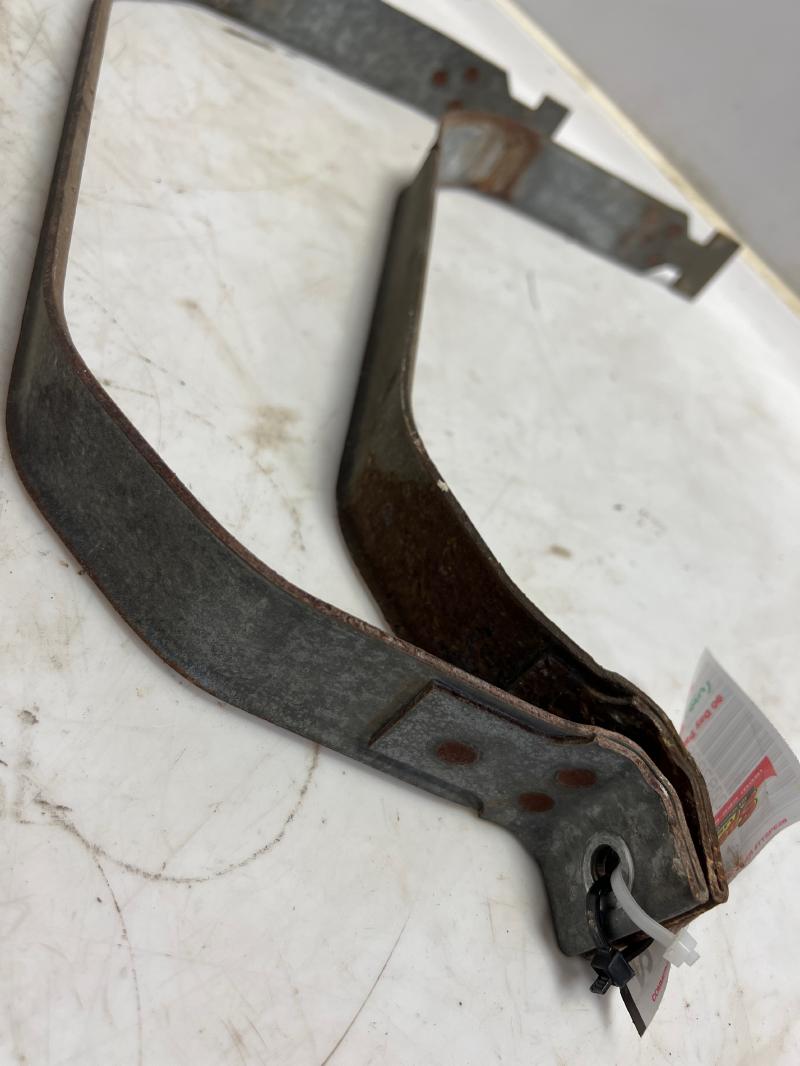 2006 Ford Expedition Fuel Tank Strap