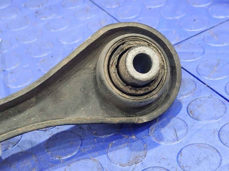 2020 Volkswagen Passat Lower Control Arm Rr
