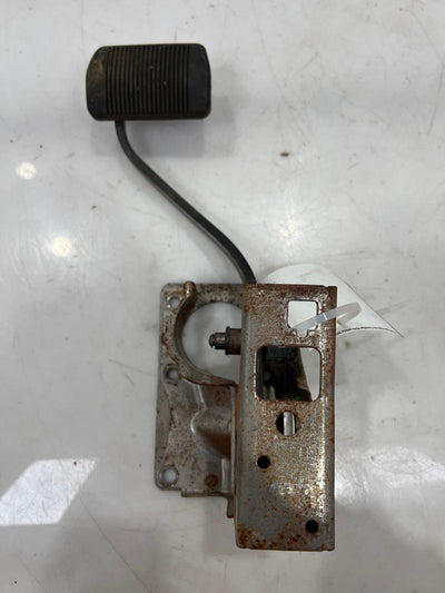 2011 - 2017 Jeep Patriot Brake Pedal Assembly w/ Bracket OEM