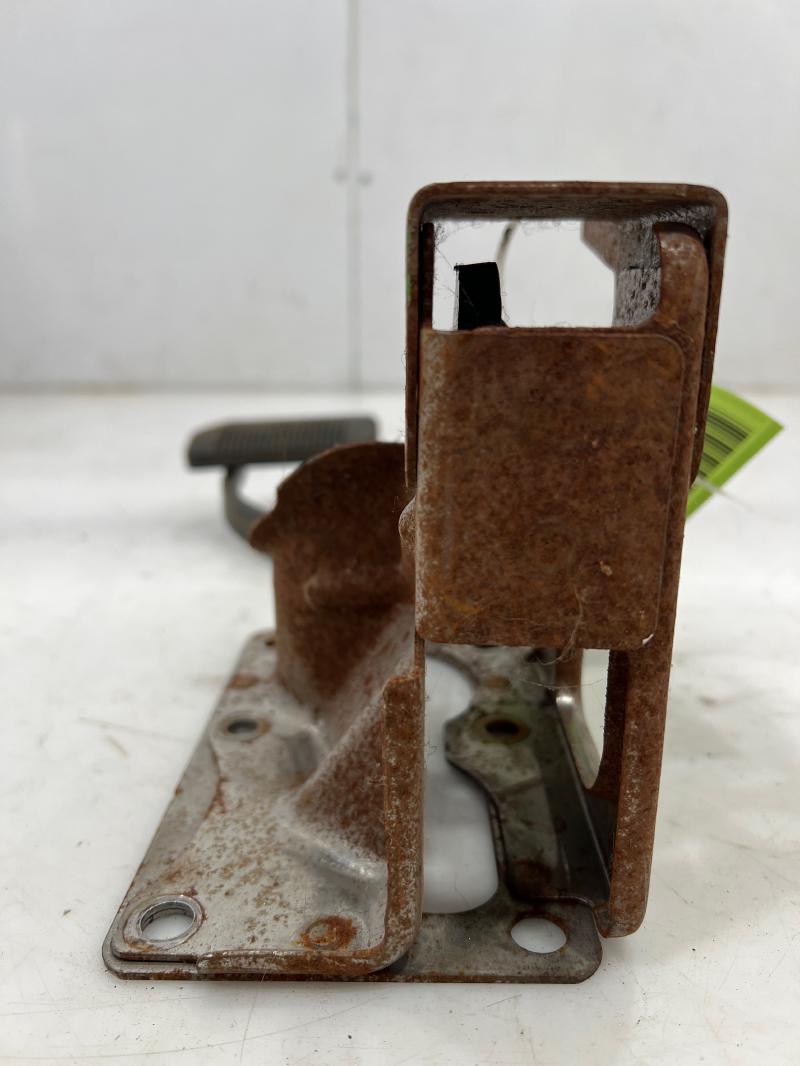 2011 - 2017 Jeep Patriot Brake Pedal Assembly w/ Bracket OEM