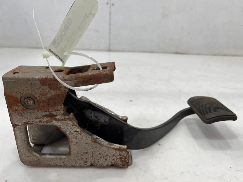 2011 - 2017 Jeep Patriot Brake Pedal Assembly w/ Bracket OEM