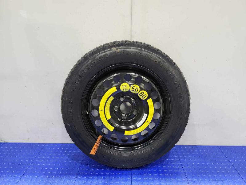 2012 Mercedes ML-Class Wheel