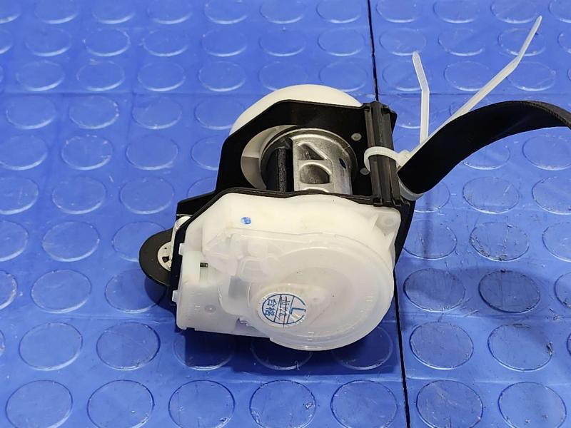 2011 Mazda CX-9 Rear Seat Belt