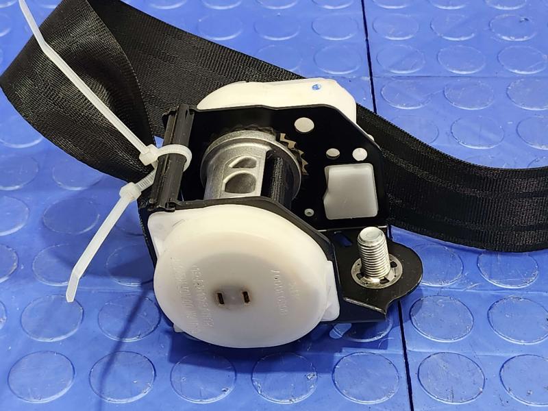 2011 Mazda CX-9 Rear Seat Belt
