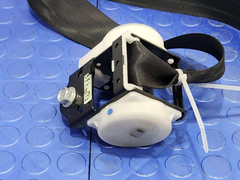 2011 Mazda CX-9 Rear Seat Belt