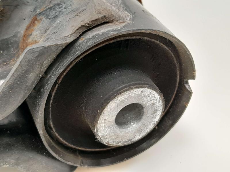 2013 Tesla Model S Upper Control Arm Front