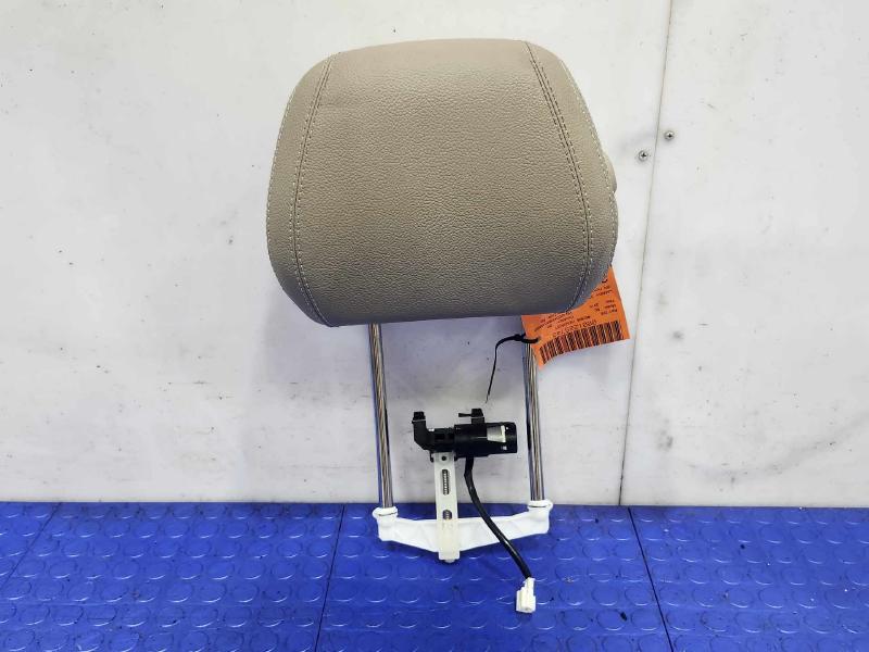 2012 Mercedes ML-Class Headrest