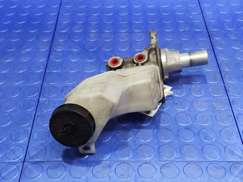 2014 Nissan Maxima Master Cylinder