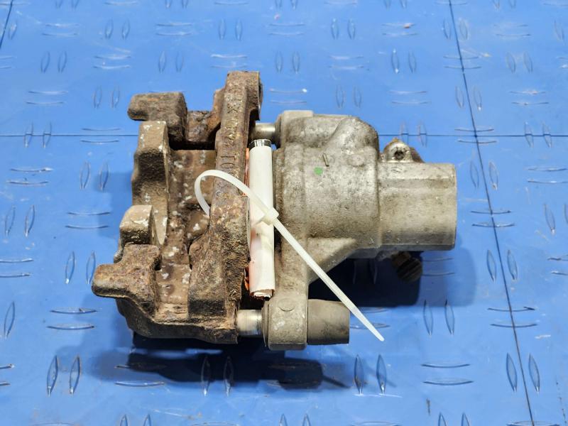 2012 Ford Focus Caliper