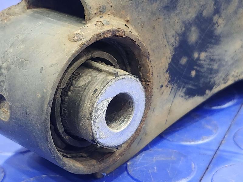2016 Volkswagen Jetta Lower Control Arm Rr