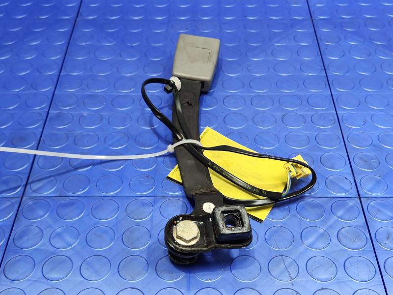 2005 Volkswagen Jetta Front Seat Belt