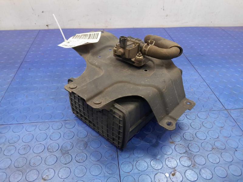 2012 Mazda Mazda5 Evaporator Canister