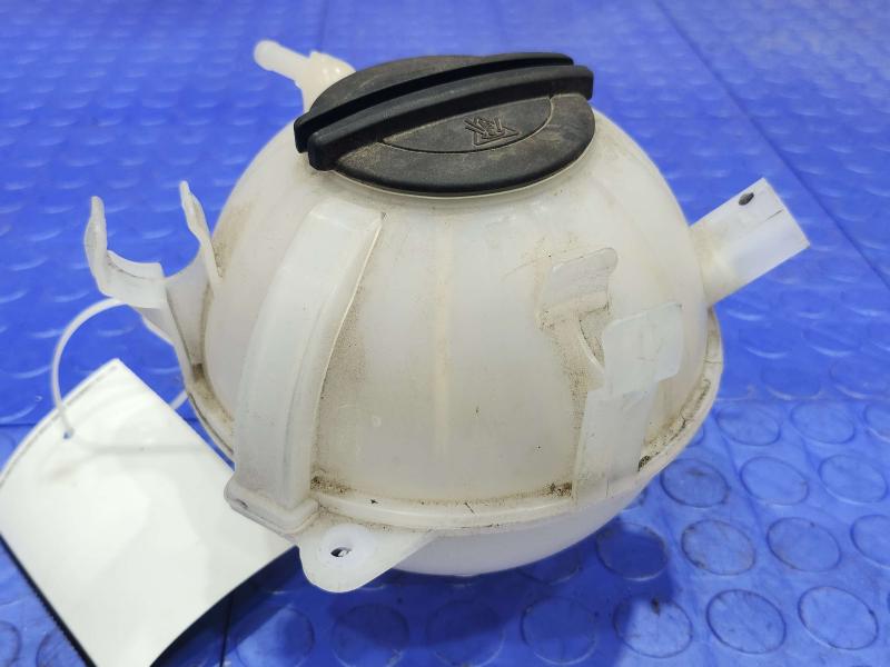 2016 Volkswagen Jetta Coolant Recovery Bottle