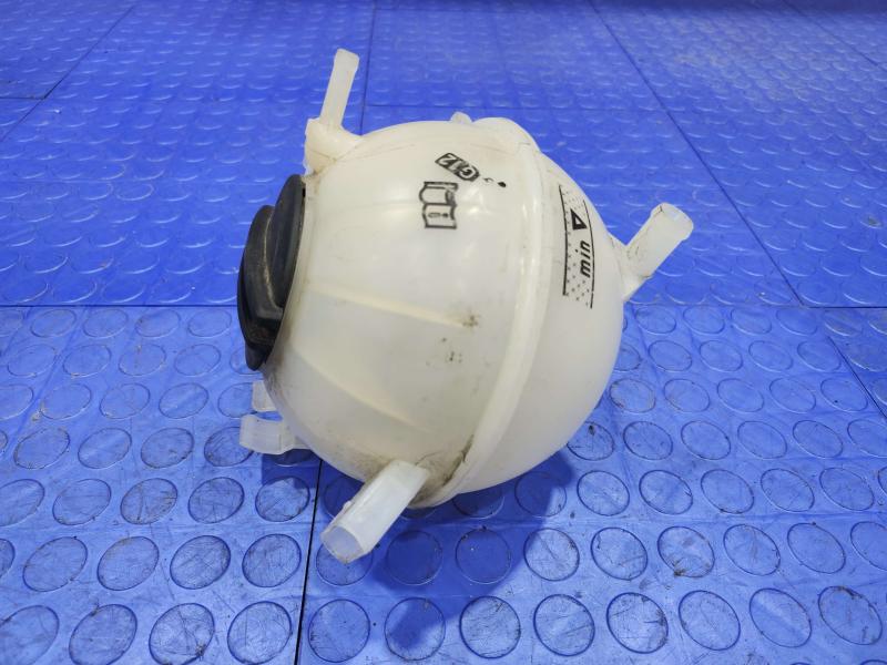 2016 Volkswagen Jetta Coolant Recovery Bottle