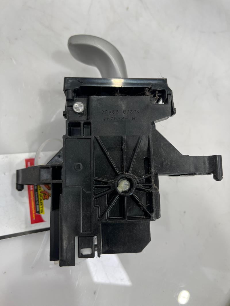 2010 - 2015 Toyota Prius Automatic Gear Shifter Assembly OEM 33550-47053