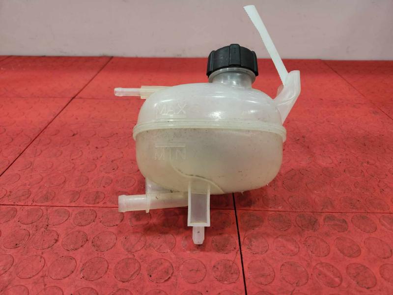 2020 Nissan Kicks Coolant Recovery Bottle