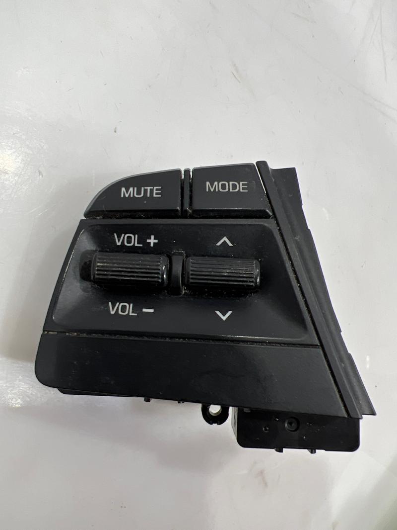 2017 Hyundai Elantra Combination Switch