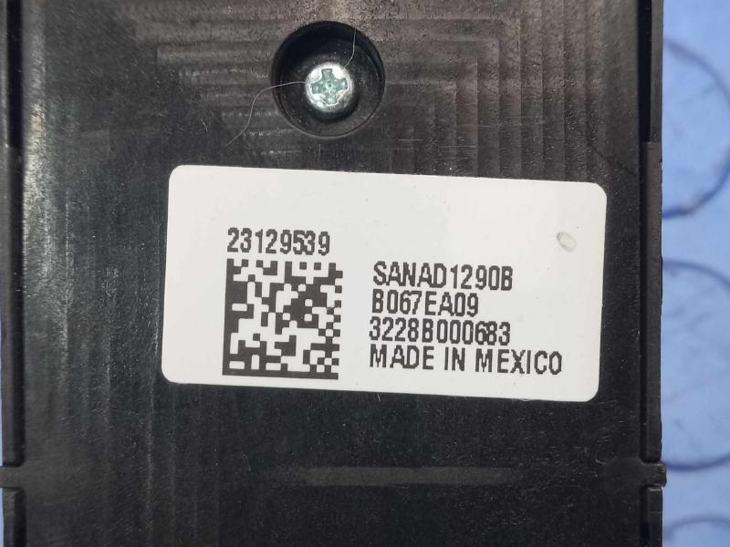 2014 Chevrolet Silverado 1500 Door Switch Front