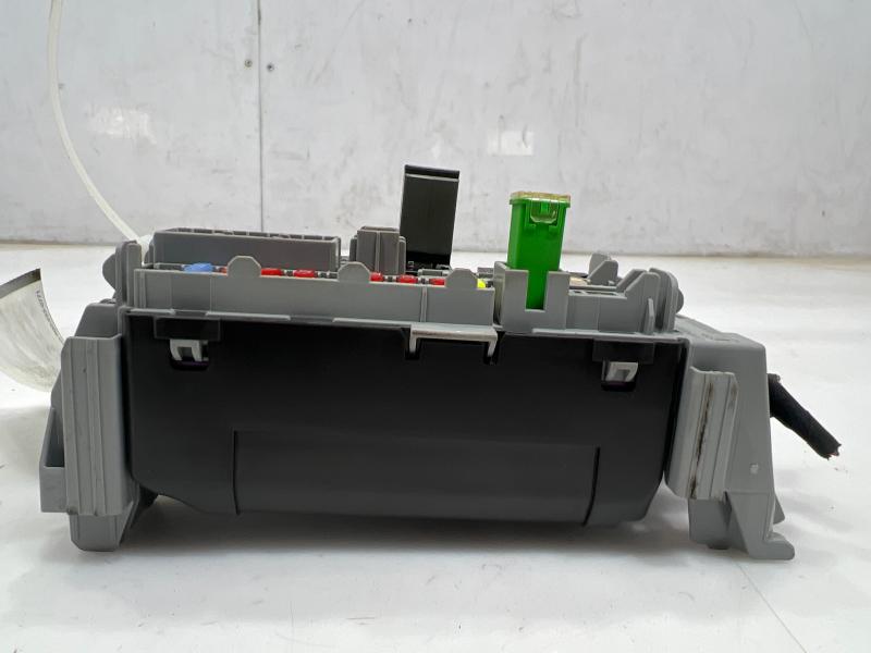 2018 Chevrolet Equinox Cabin Fuse Box