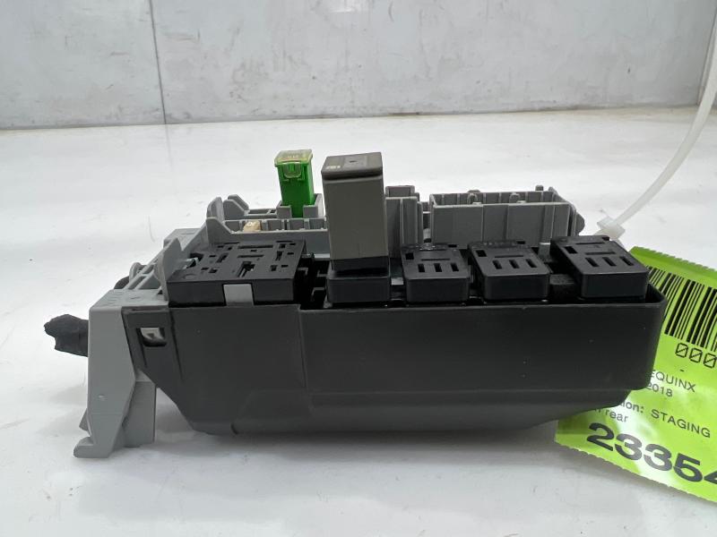 2018 Chevrolet Equinox Cabin Fuse Box
