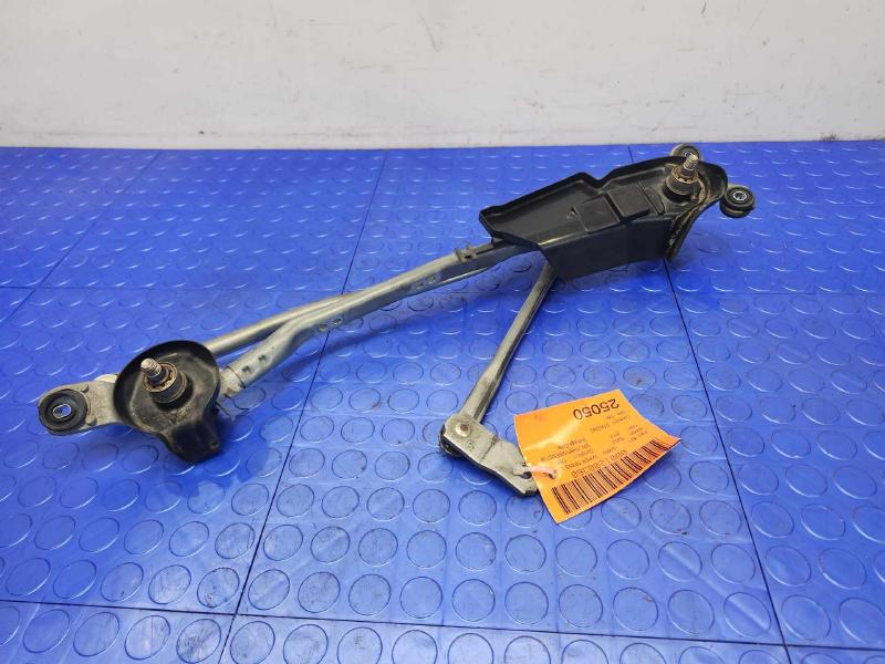 2014 Lexus IS 250 Wiper Trans. Linkage