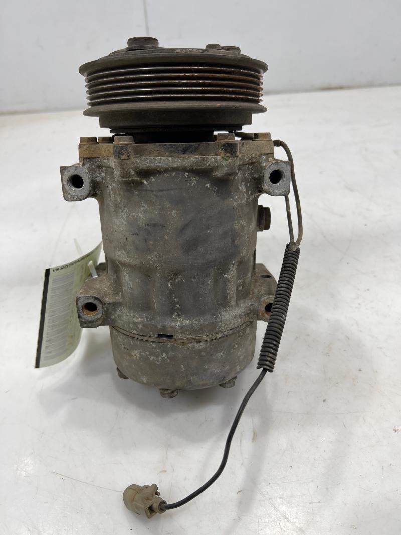 1997 Jeep Cherokee A/C Air Compressor