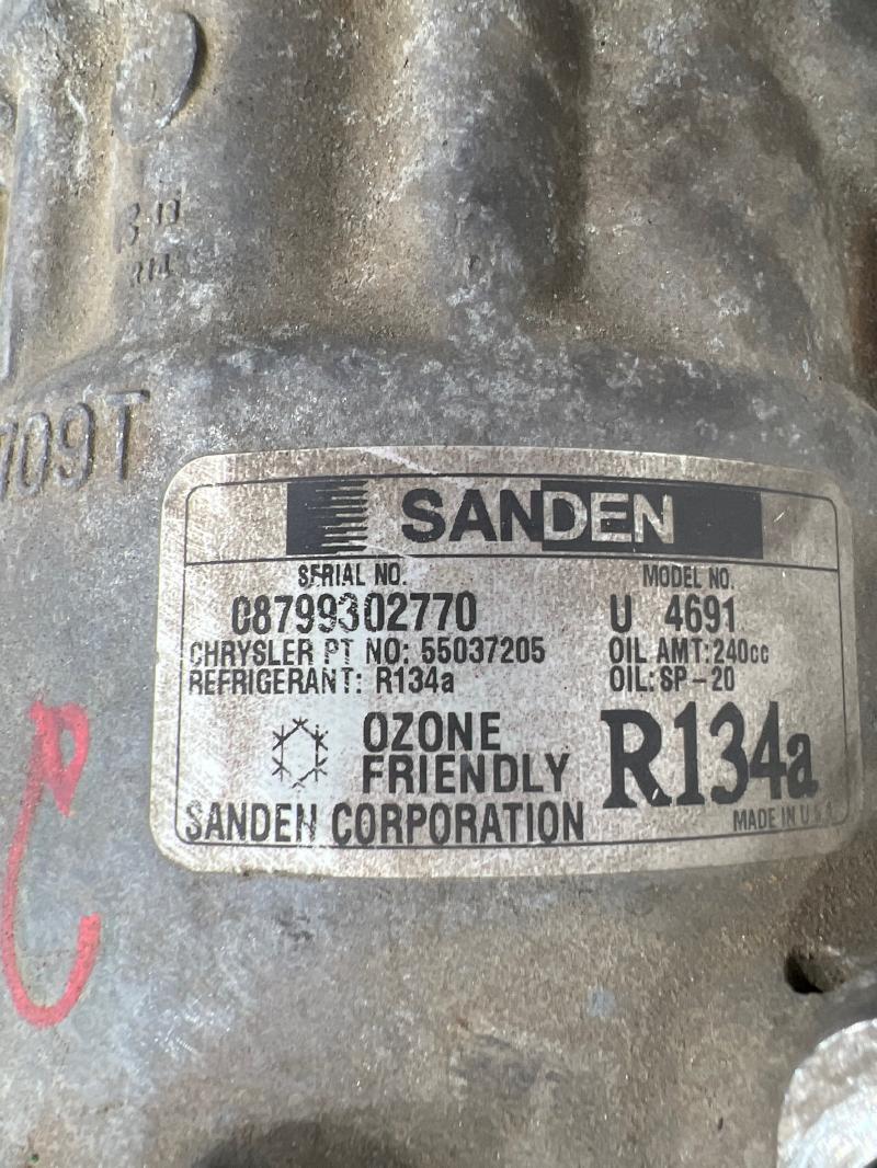 1997 Jeep Cherokee A/C Air Compressor