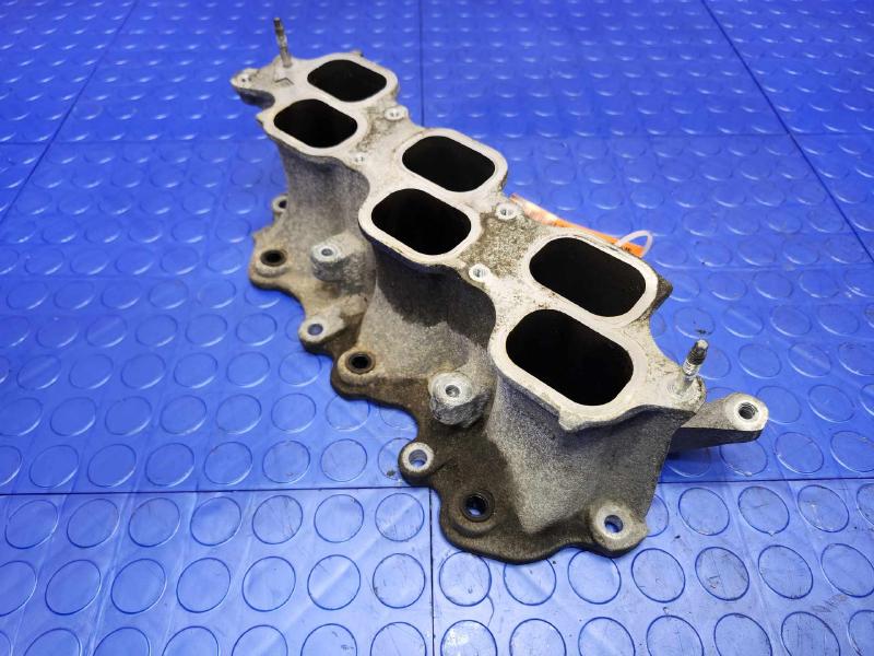 2010 Toyota Highlander Intake Manifold