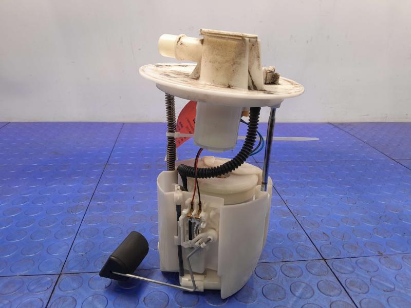 2014-2019 Toyota Corolla Sedan Fuel Pump Assembly Genuine OEM 7702002410