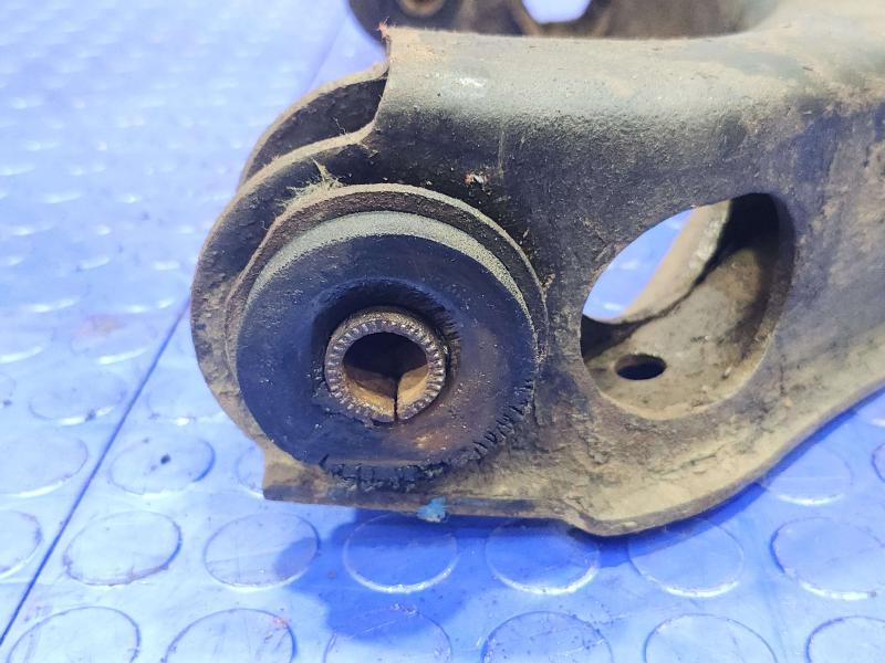 2004 Ford Explorer Lower Control Arm Front