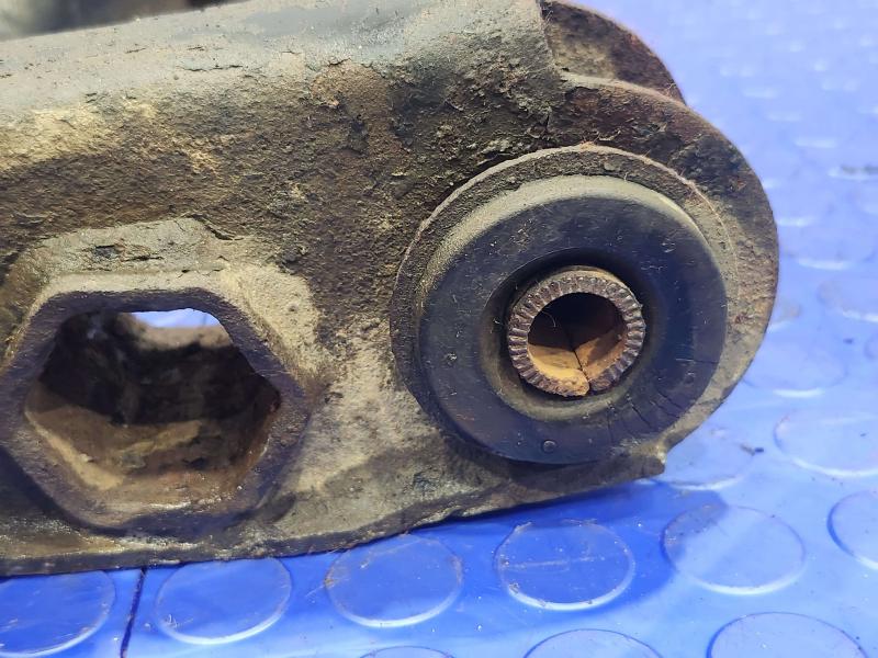 2004 Ford Explorer Lower Control Arm Front