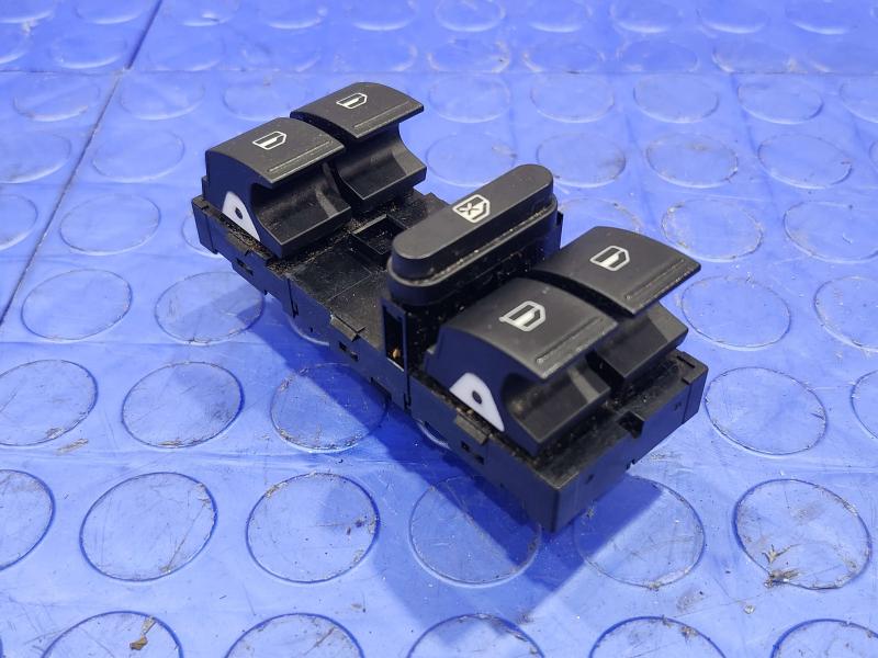 2016 Volkswagen Jetta Door Switch Front