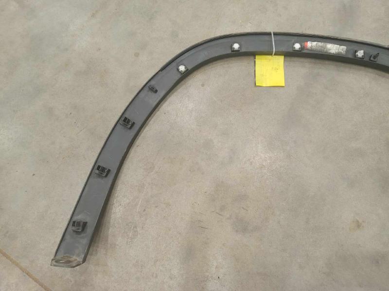 2018 Volkswagen Atlas Wheel Opening Moulding