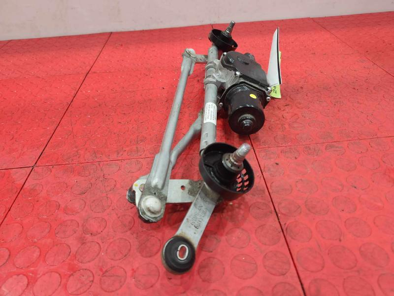 2020 Nissan Kicks Wiper Motor Front