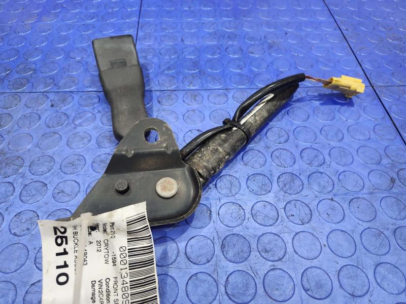 2012 Chrysler Town & Country Front Seat Belt