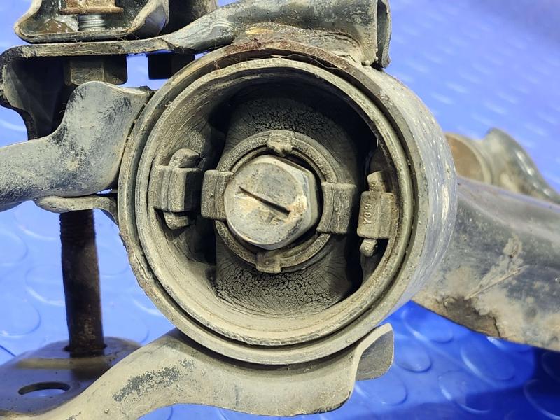 2012-2014 Honda CR-V Front Lower Control Arm Right Passenger Side OEM 51350T0AA02,RH