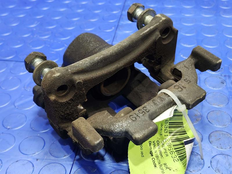 2015 Infiniti Q50 Caliper