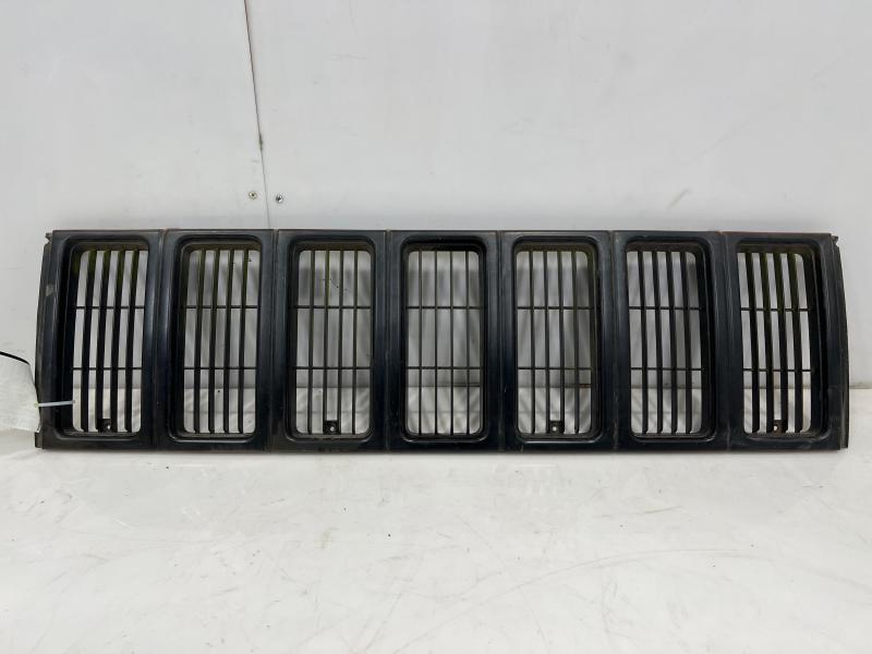 1997 - 2001 Jeep Cherokee Painted Black Grille Assembly OEM 5EM65DX8