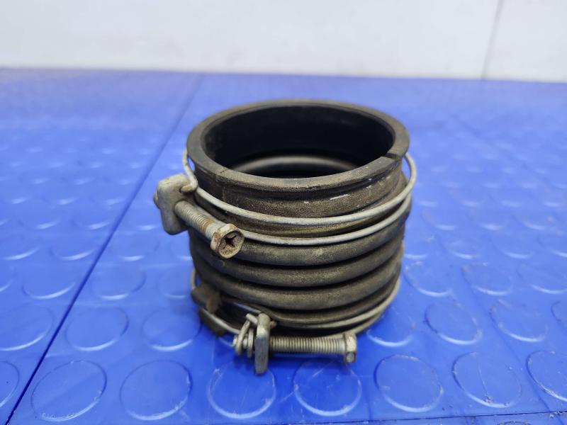 2005 Lexus RX 330 Air Intake Tube/Resonator