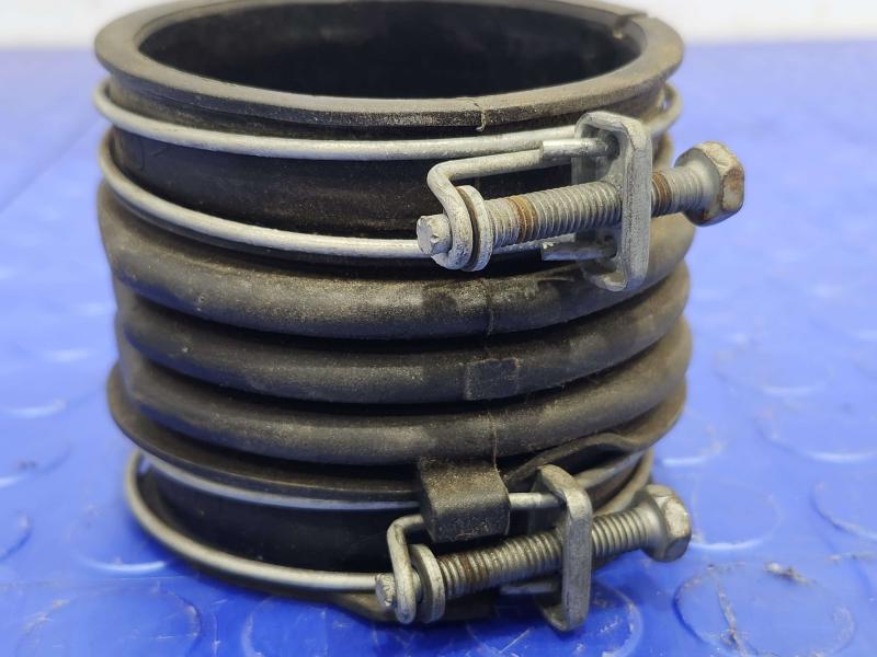 2005 Lexus RX 330 Air Intake Tube/Resonator