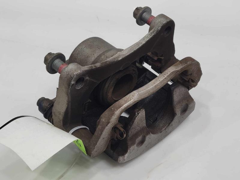 2015 Chrysler 200 Caliper