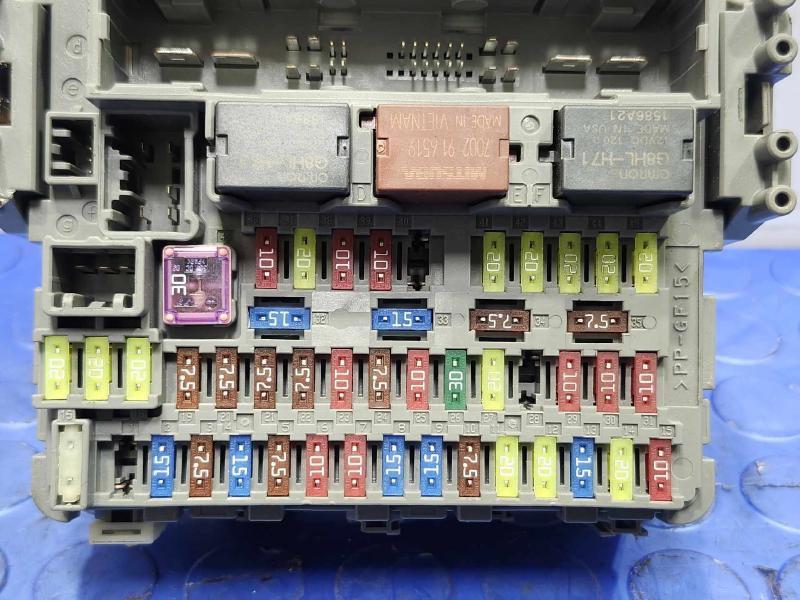 2016-2018 Acura RDX Cabin Fuse Box Multiplex Junction Block OEM 38200-TX4-A20