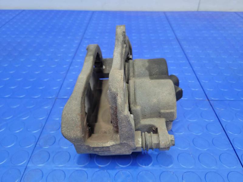 2014 Jeep Cherokee Caliper