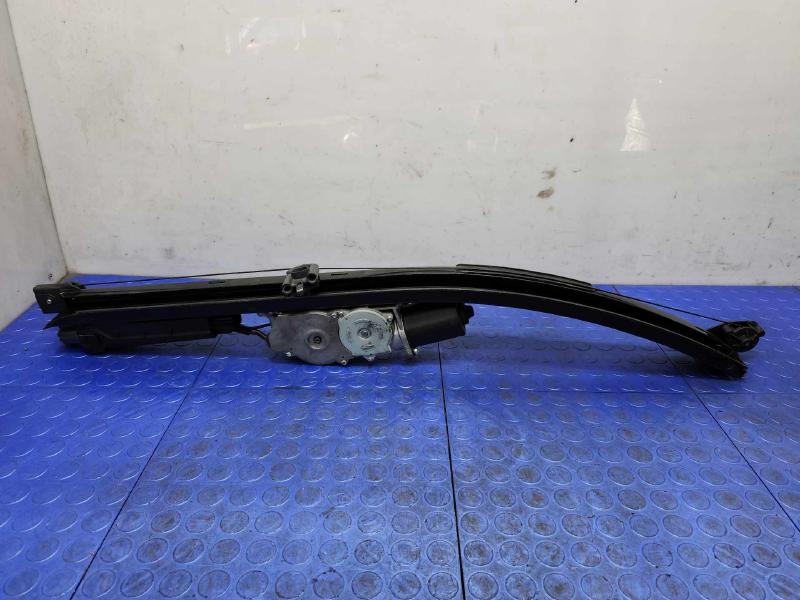 2009 Volkswagen Routan Electric Door Motor