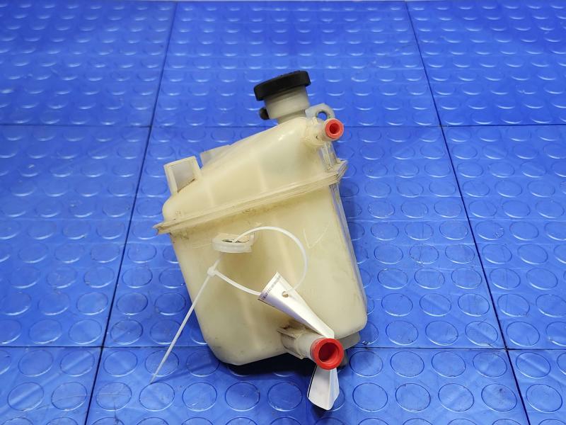 2010 Toyota Prius Coolant Recovery Bottle