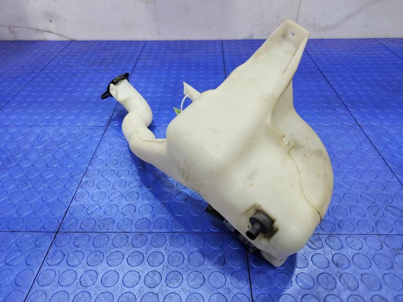2010 Chevrolet Impala Washer Bottle