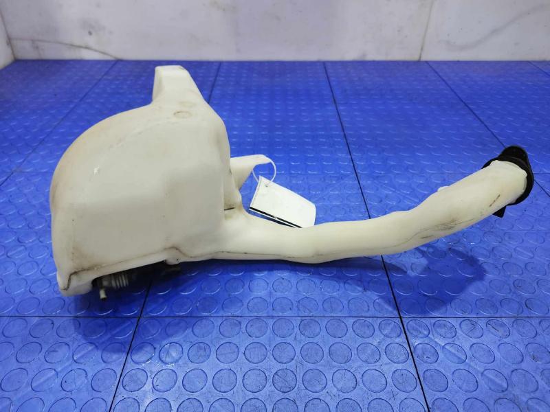 2010 Chevrolet Impala Washer Bottle