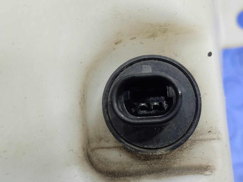 2010 Chevrolet Impala Washer Bottle